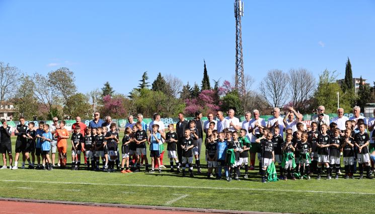 Берое - Берое отбеляза две годишнини с шоу между легенди в Стара Загора