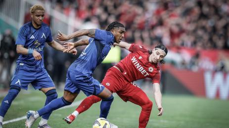 Макун е първият левскар с гол и автогол в шампионатни дербита