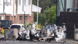 Кола бомба Северна Ирландия