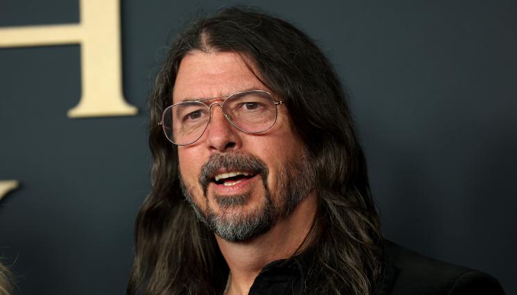 Дейв Грол - Барабанистът на „Нирвана“ снима в София