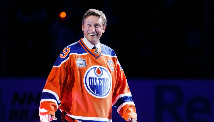 Уейн Грецки - Продадоха фланелка на Грецки за $2,8 млн.