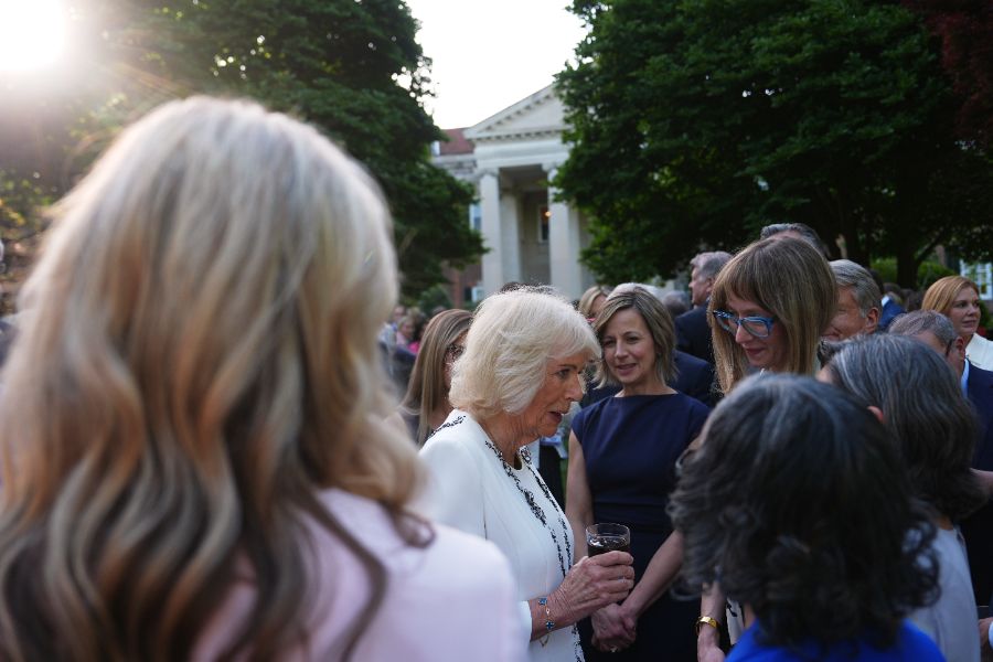 <p>Крал Чарлз и кралица Камила на държавно посещение в САЩ.</p>