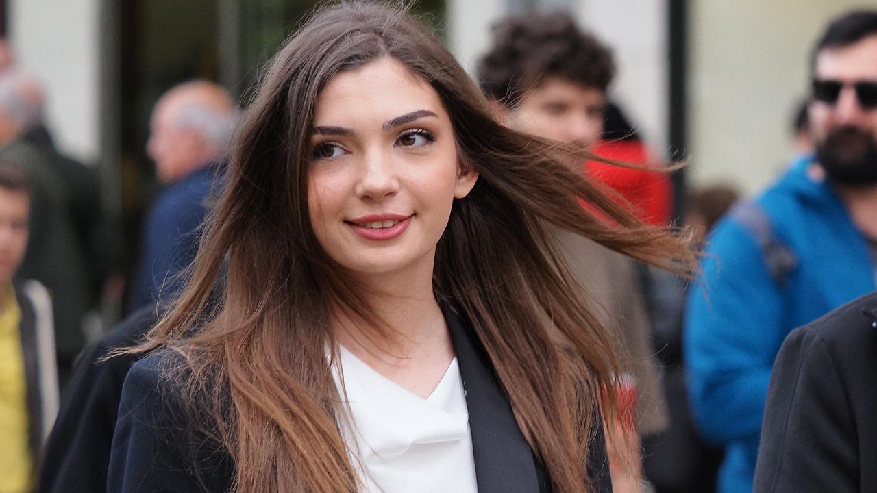 Тя разби стереотипите: Анна Бодакова – новият феномен в 52-ия парламент