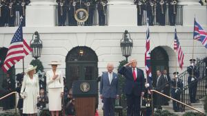 Историческата визита продължава: Крал Чарлз Трети пристигна в Белия дом за среща с Тръмп