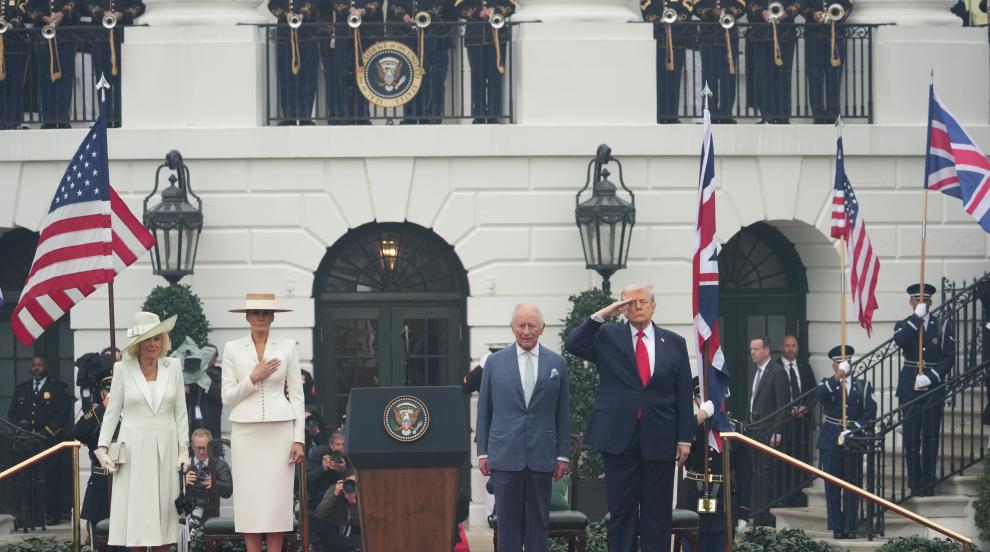 Историческата визита продължава: Крал Чарлз Трети пристигна в Белия дом за среща с Тръмп