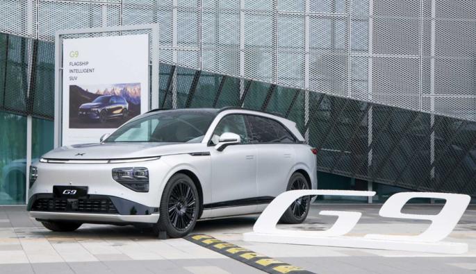  Xpeng G9 идва с обещание за премиум оборудване и до 585 км пробег на ток по цикъла WLTP.