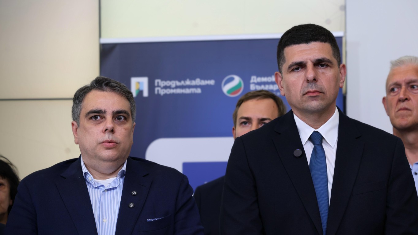 Асен Василев: Най-важната новина е, че бюджетът излезе на нула