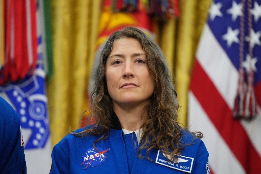 Астронавтите от "Артемис II" посетиха Белия дом.