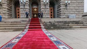 червен килим нс