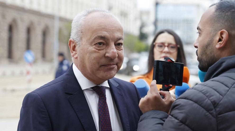 гълъб донев