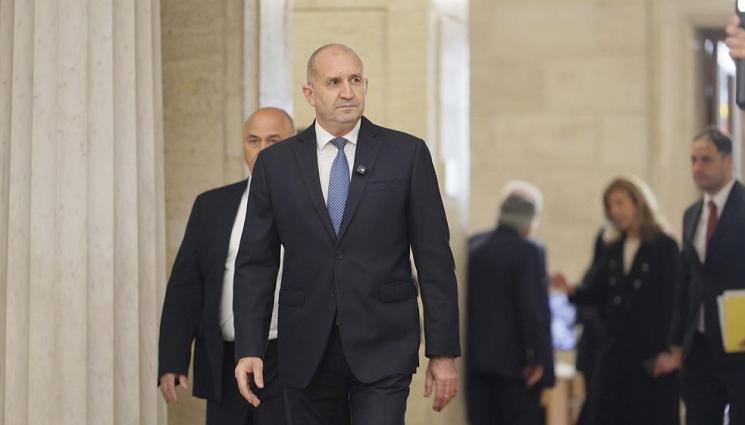 Румен Радев