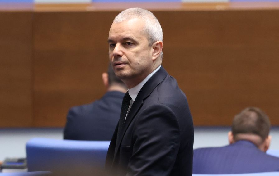 „Възраждане“ атакува решение на ВКС за промяна на пола, ще сезира Конституционния съд