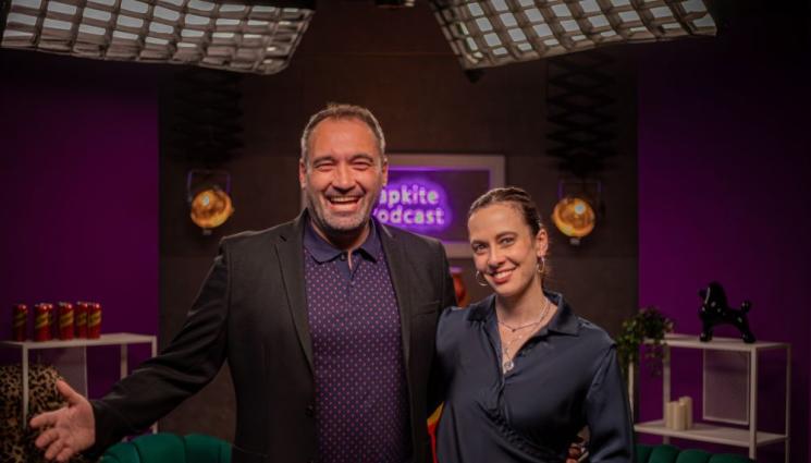 Весела Бабинова