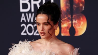 Академията "Айвърс" избра своя „Международен автор на песни на годината“