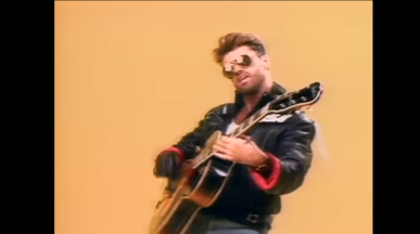 Якето на George Michael от видеото към "Faith" беше продадено на търг