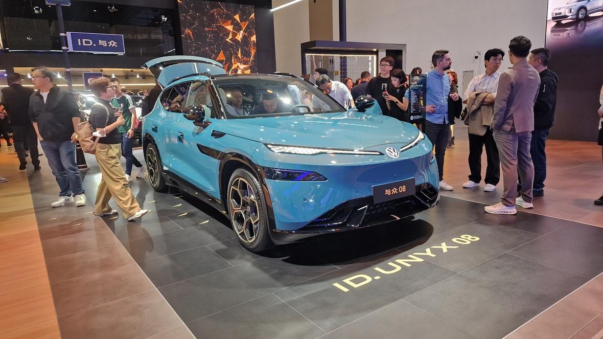 Volkswagen ID Unyx 08
