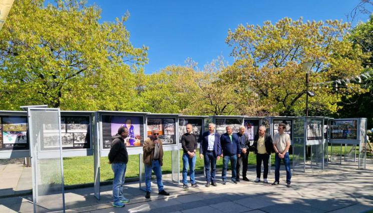 Фотоизложба - В годината на Джирото фотоизложба пред НДК представя „Колоезденето в София“
