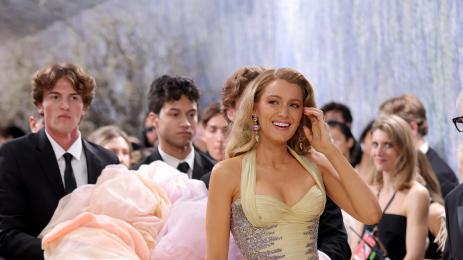 Блейк Лайвли превръща Met Gala в лична изповед на червения