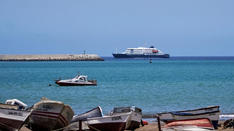 Корабът MV Hondius
