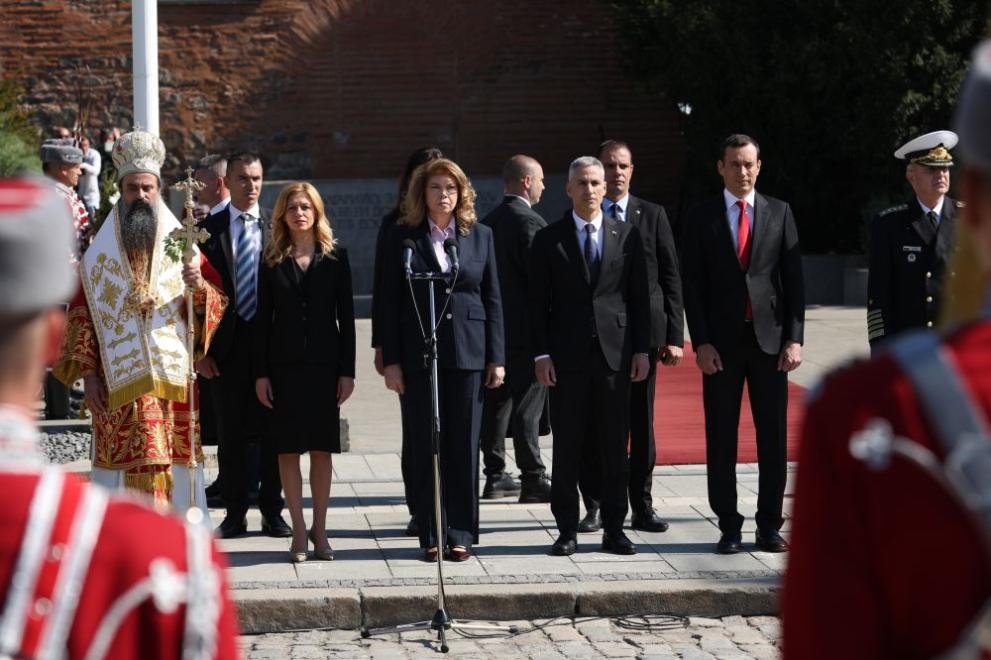 Йотова