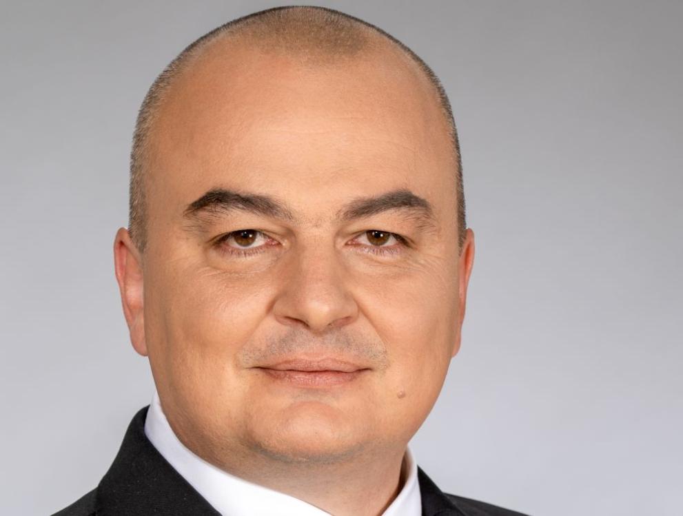 Пламен Абровски е експерт по европейско земеделско право и Обща