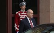 Пътят на генерала: Как Румен Радев напусна „Дондуков“ 2 и бе избран за премиер