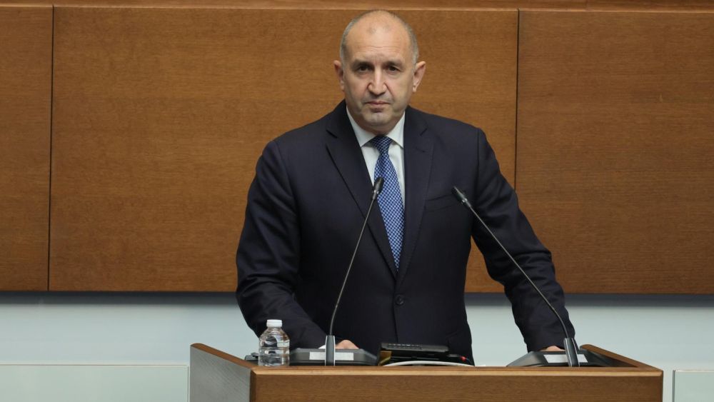 Румен Радев