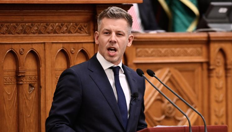Петер Мадяр