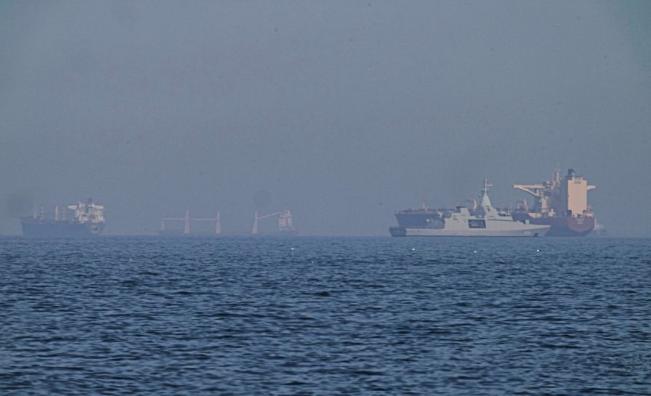 <p>САЩ свалиха два ирански дрона над Ормузкия проток</p>