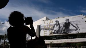 Кинофестивалът в Кан започва с връчването на почетна „Златна палма