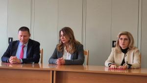 Емилия Русинова Борислав Сарафов