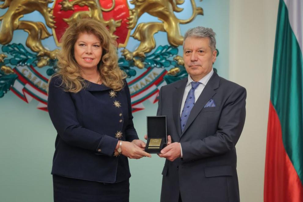 президент почетни знаци