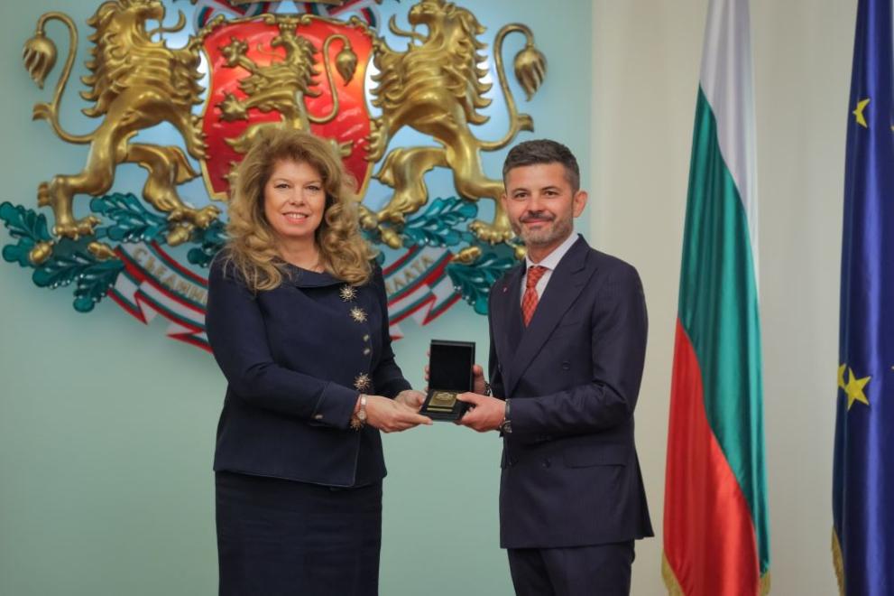 президент почетни знаци