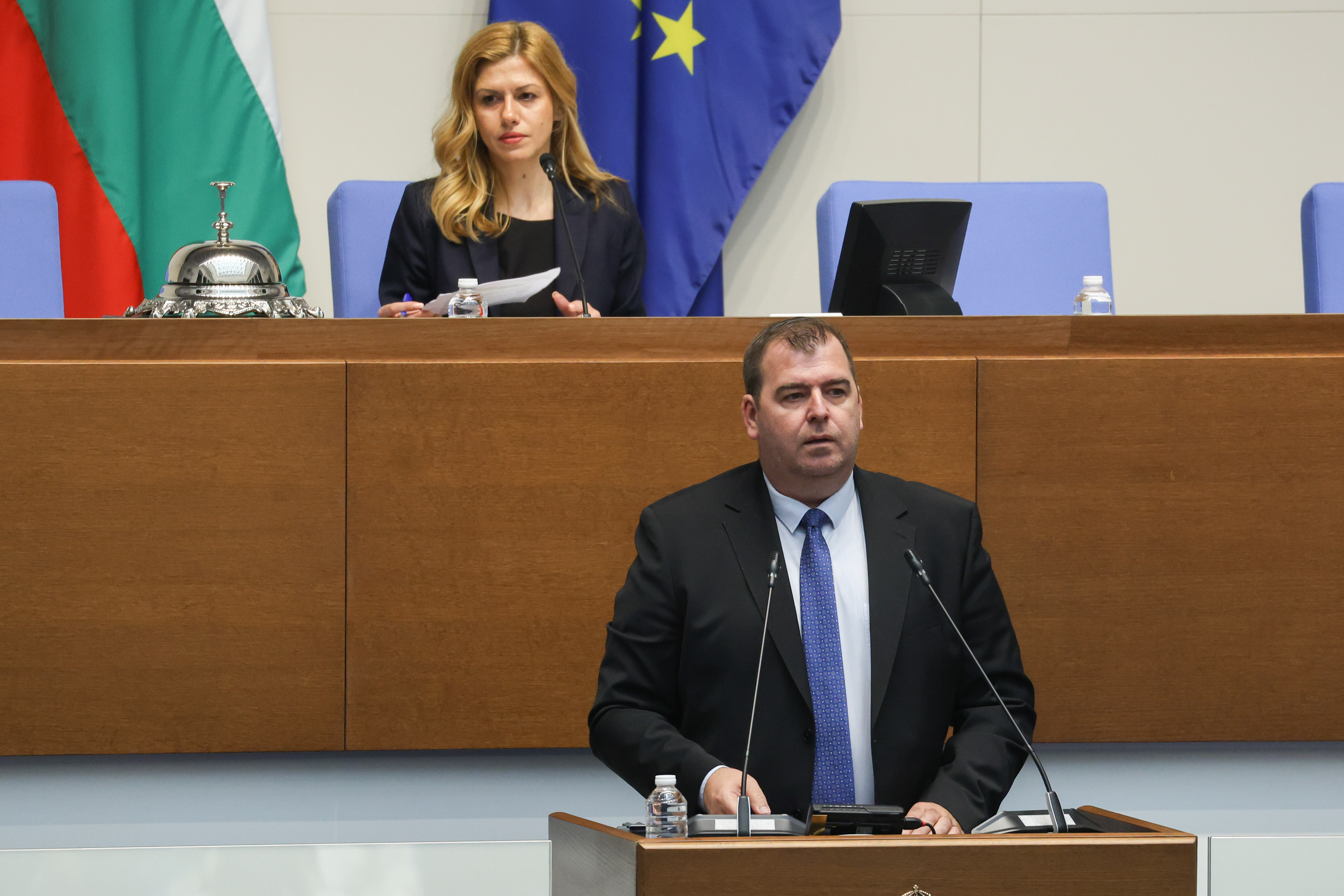 <p>Първо редовно заседание на кабинета "Радев".</p>