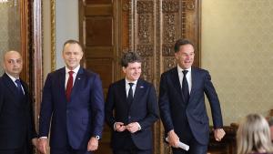 Букурещката деветка