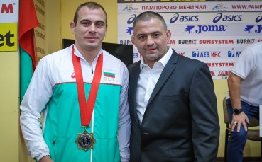 Пълен комплект медали за България в първия ден на Европейското първенство по самбо в Тбилиси