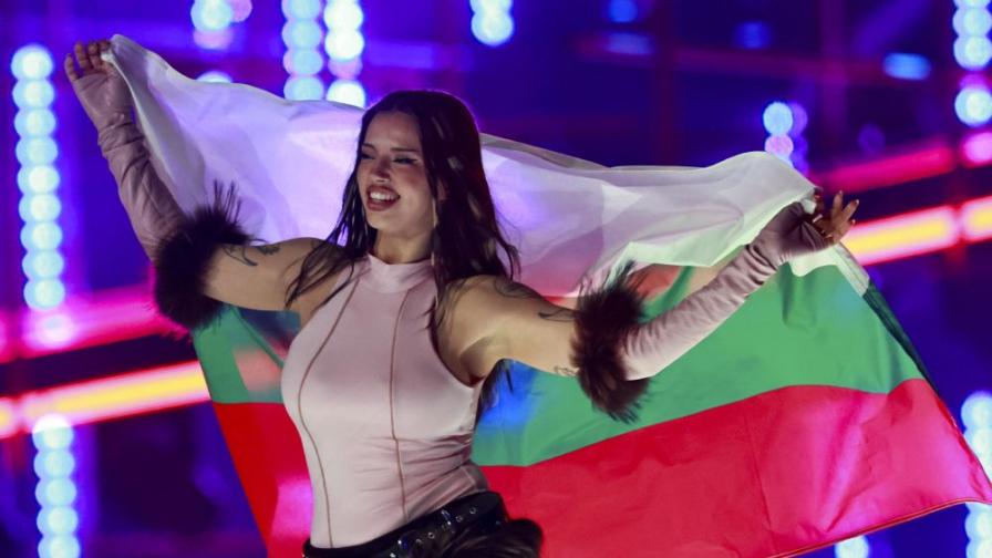 "БлагоДара": Вълна от звездни поздравления след триумфа на DARA на "Евровизия"