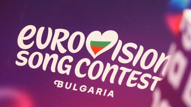 Фабрика за хитове: музикалната индустрия зад кулисите на „Евровизия“
