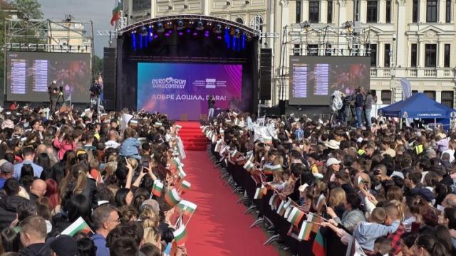 Столична община: Над 25 хиляди жители и гости на столицата посрещнаха DARA в центъра