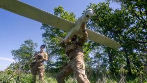 Украински войници
