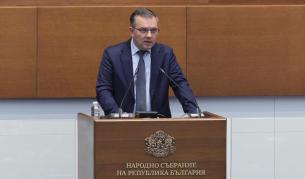 <p>Правосъдният министър призова за отстраняване на Сарафов и от Следствието</p>