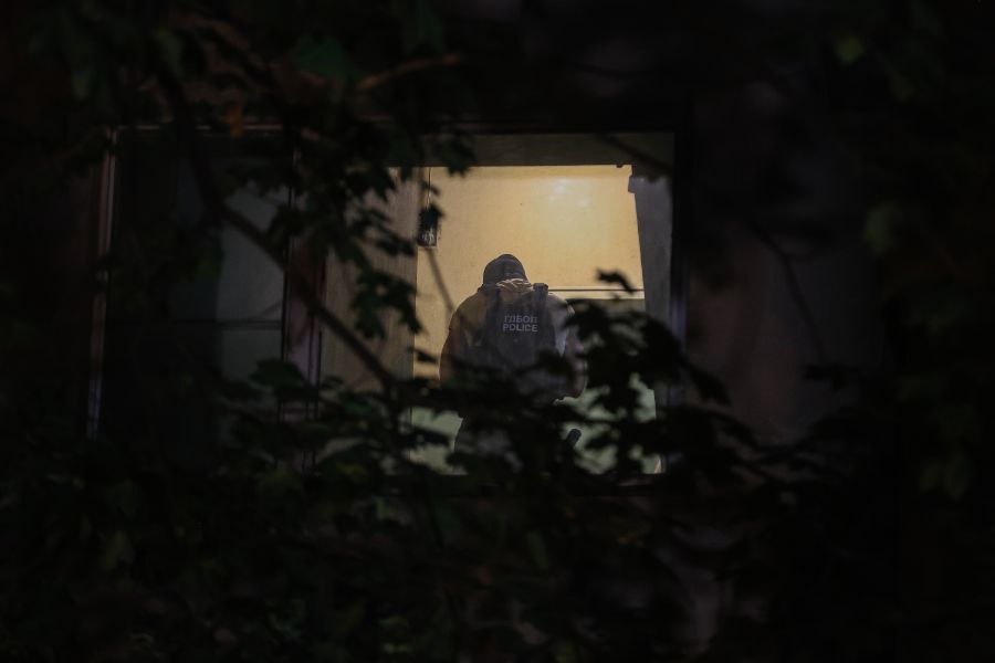 <p>Васил Михайлов, известен като "Прокурорския син", е задържан в столичния квартал "Свобода", променил е външния си вид, разказаха от ГДБОП.</p>