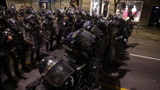https://m.netinfo.bg/media/images/51326/51326830/512-288-desetki-hiliadi-izliazoha-na-goliam-antipravitelstven-protest-v-belgrad.jpg