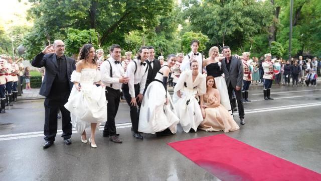 Червен килим, блясък и признание: Наградите „Аскеер” отличиха най-добрите в българския театър (ГАЛЕРИЯ)