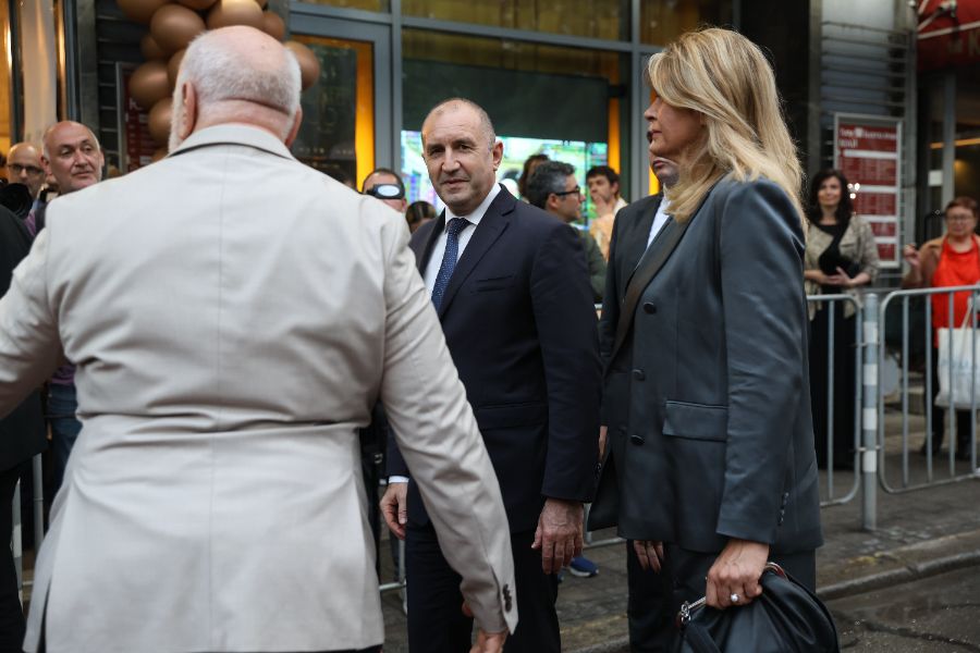 <p>Блясък и емоции на наградите "Аскеер".</p>