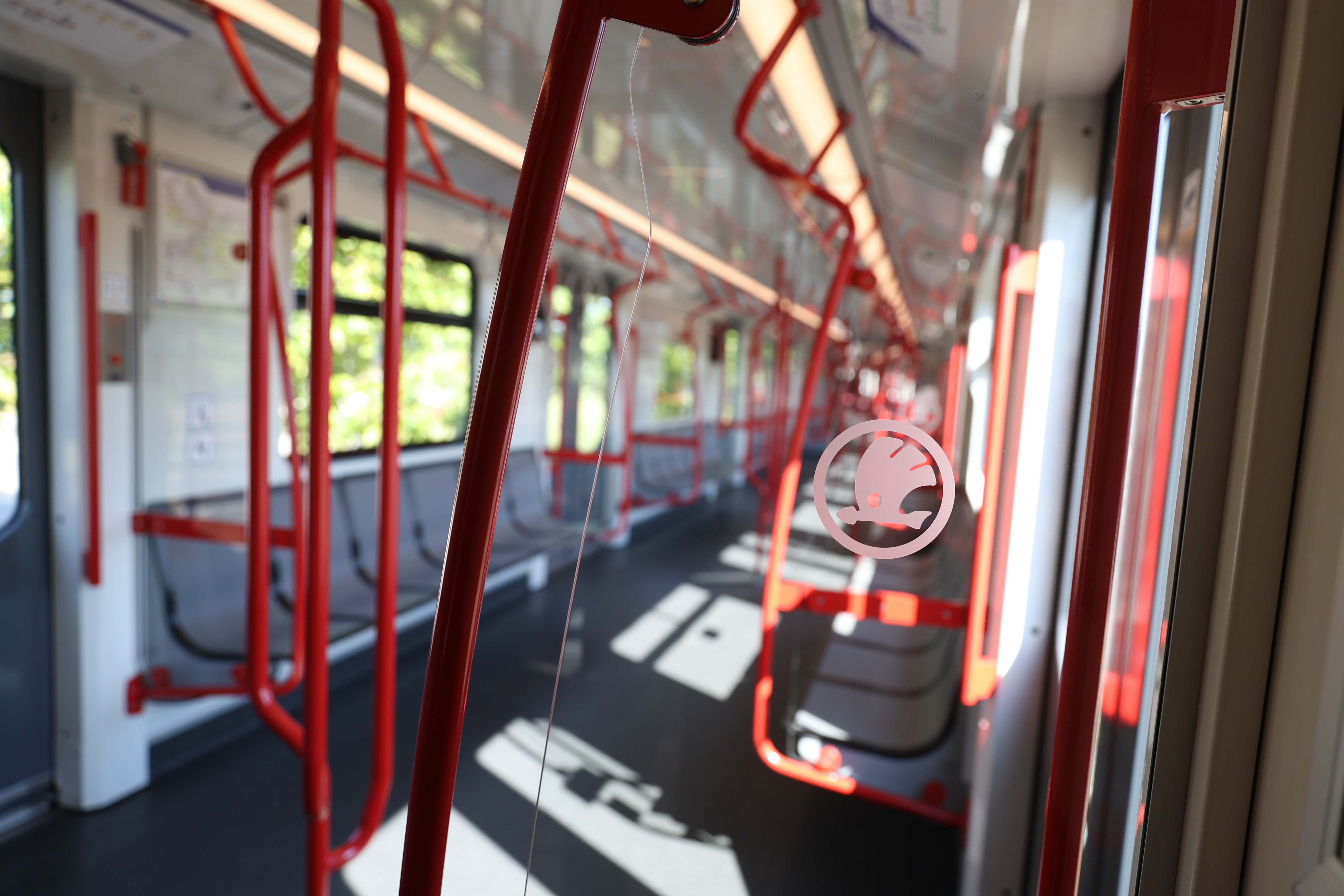 <p>София с чисто нови метровлакове по най-натоварените линии.</p>