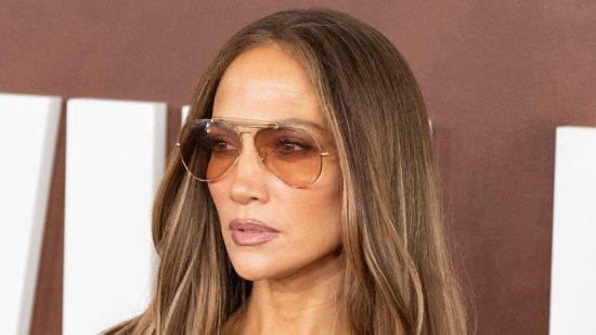 Jennifer Lopez се нанесе в новото си имение за 18 милиона долара