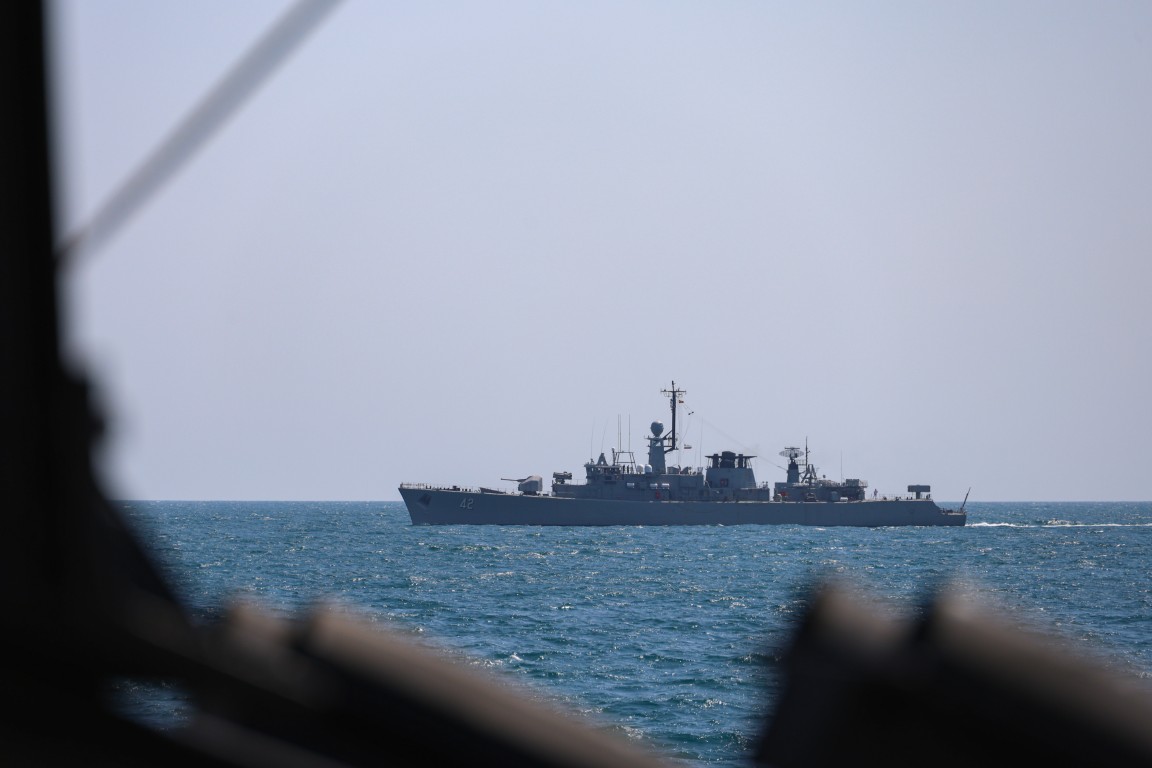 Военноморските сили спасиха бедстващи в Черно море