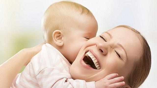 Къде по света майките получават най-дълго майчинство?