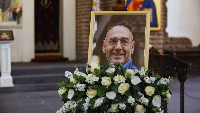 Близки и приятели се сбогуваха с Любен Дилов-син (ГАЛЕРИЯ)